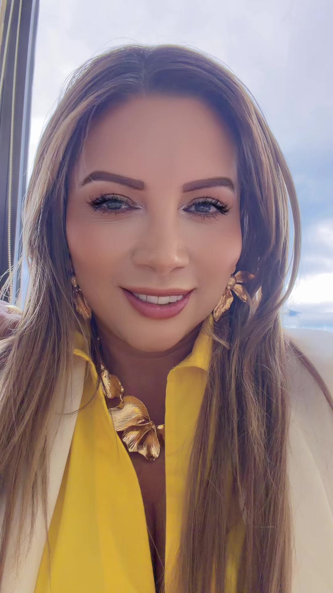 @Anna Karyna