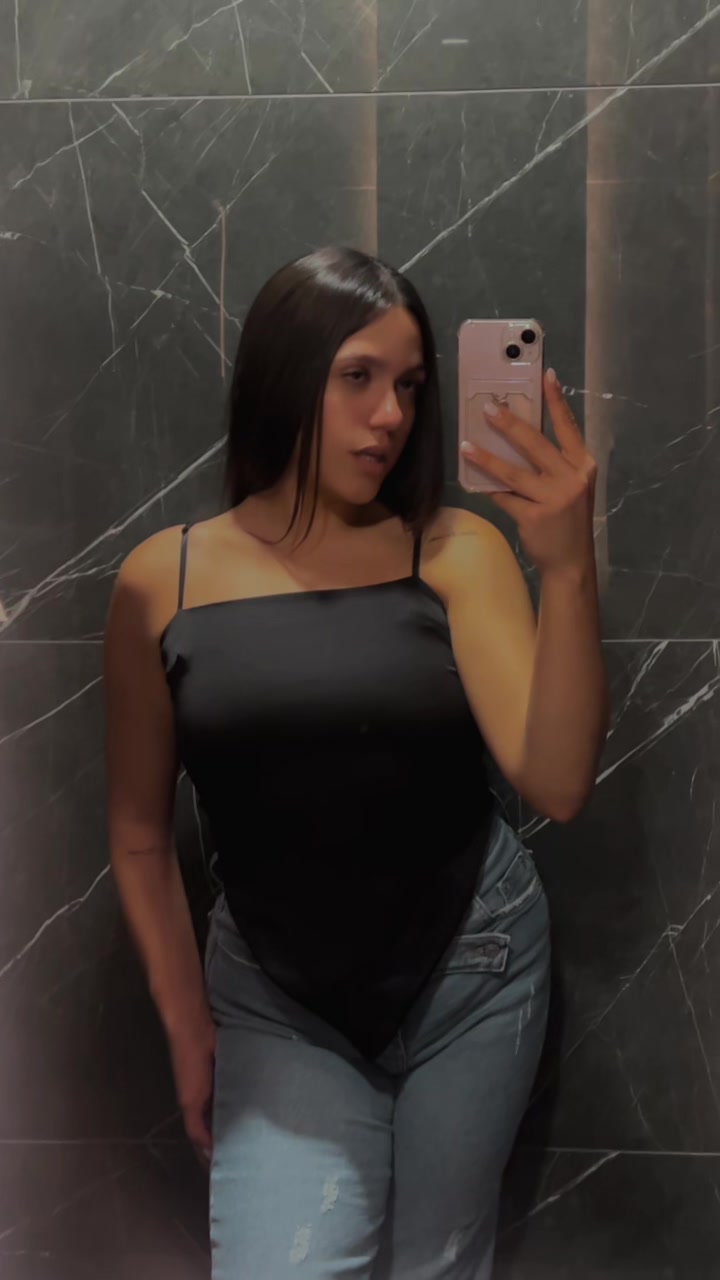 @𝔍