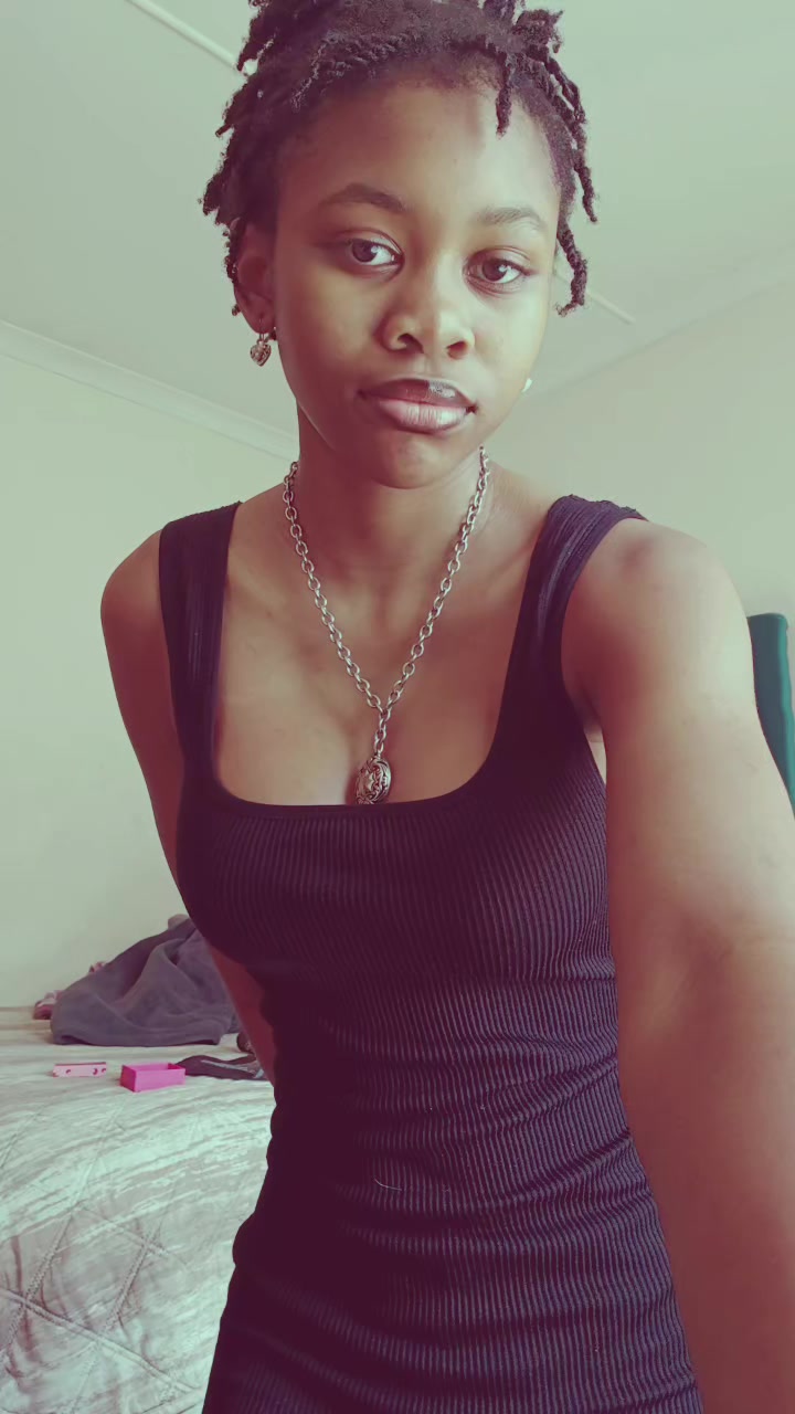@Iya_xo