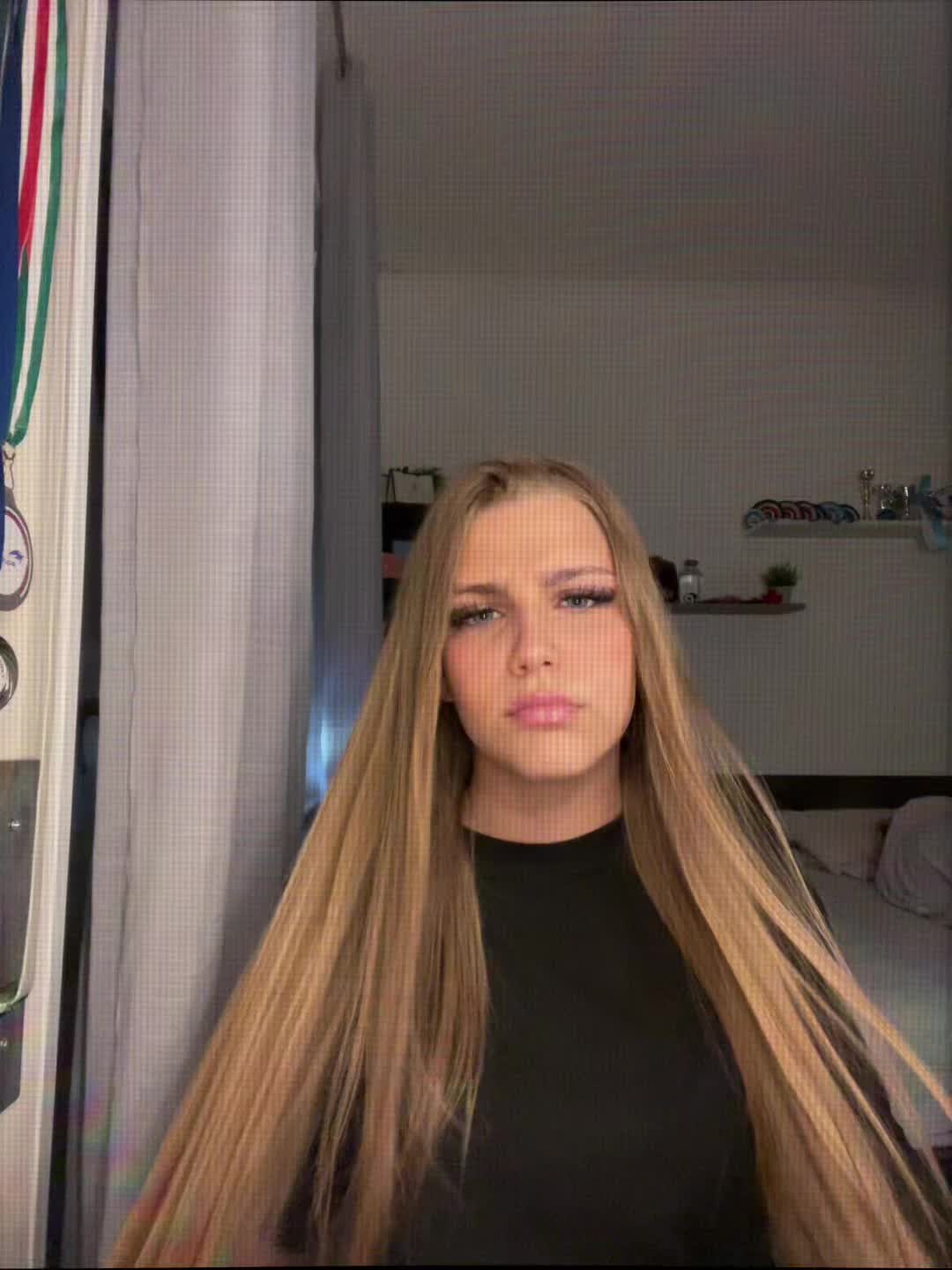 @𝖌𝖎𝖆𝖉𝖆