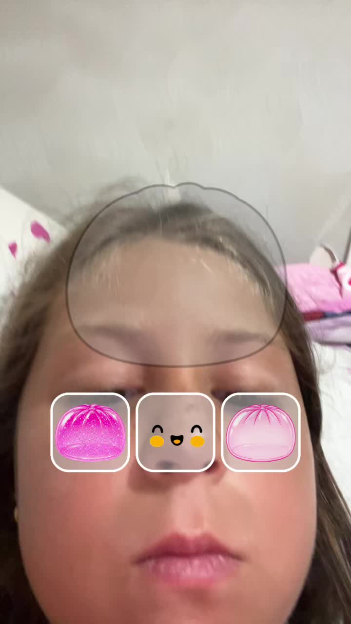 @angela_molly