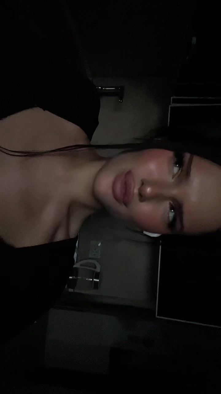 @𝐾𝑎𝑡𝑒𝑟𝑖𝑛𝑎