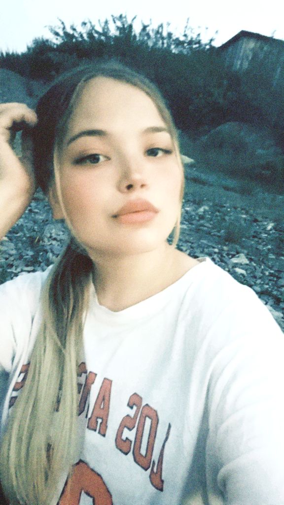 @Полина