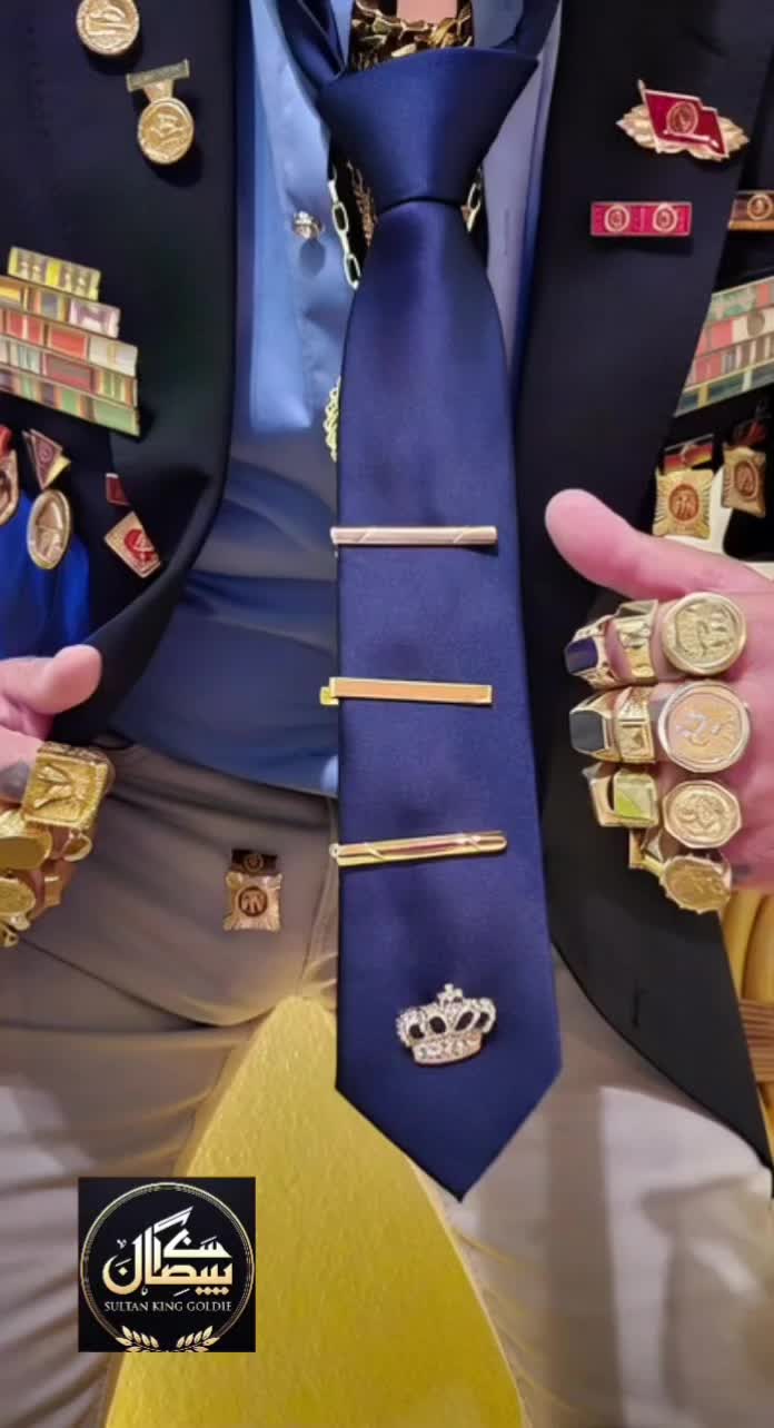 @👑 GOLDKING 👑