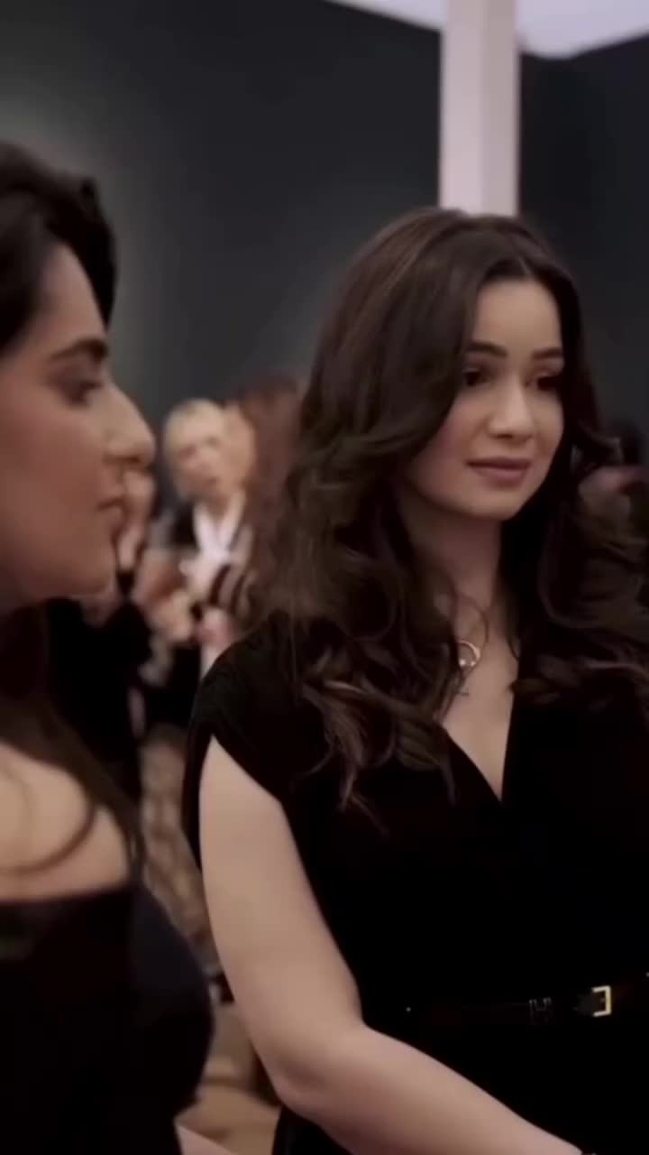 @Sara Tendulkar