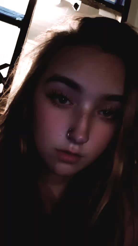 @AlexisKaye