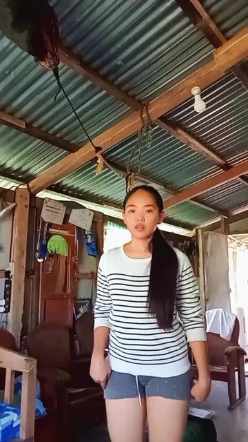 @Simple girl😉