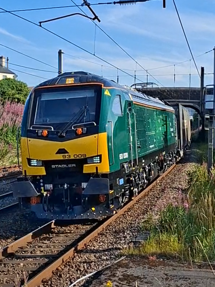 @WestCoastTrainspotter