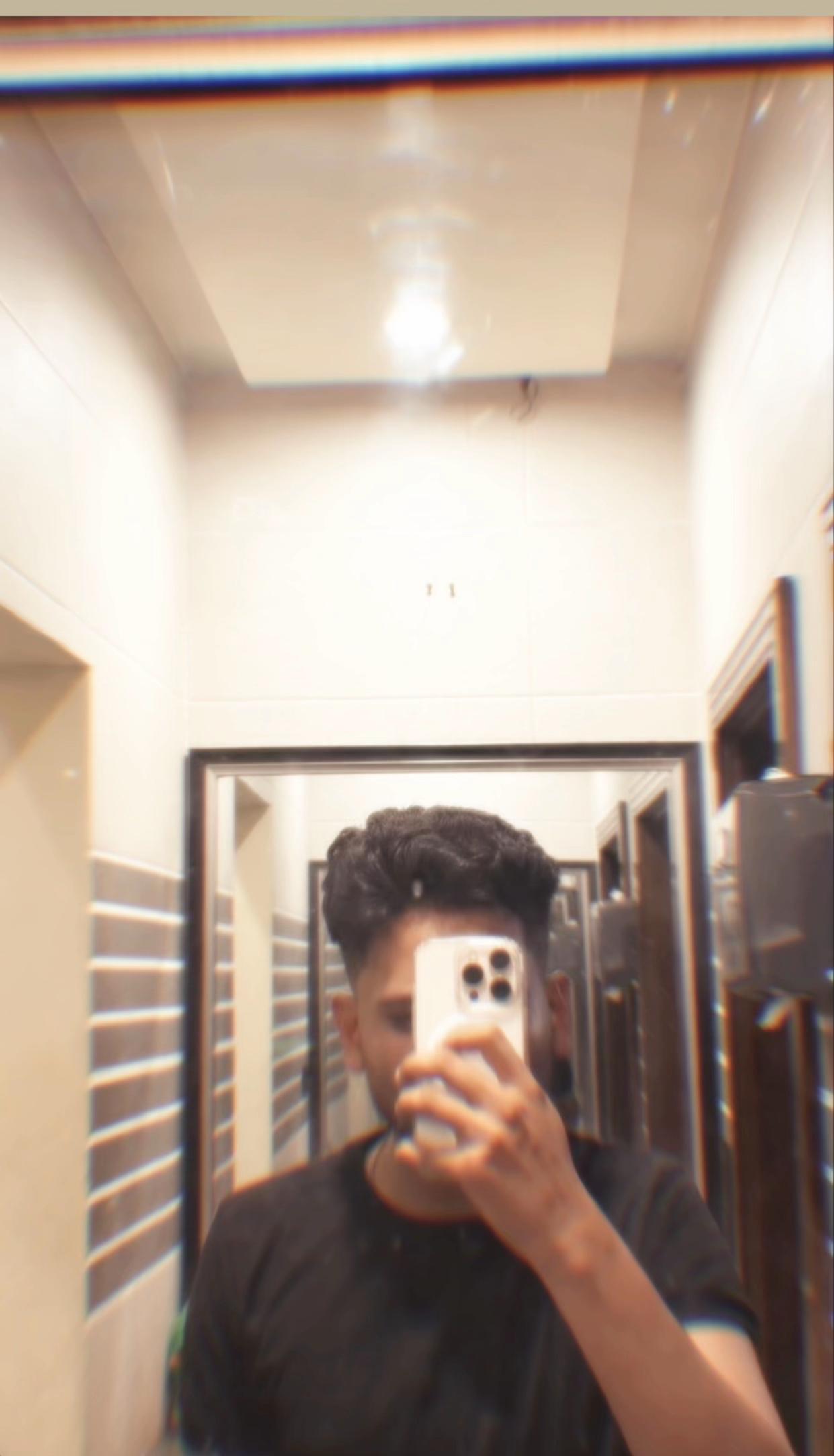 @Btw_itz_ab🤍