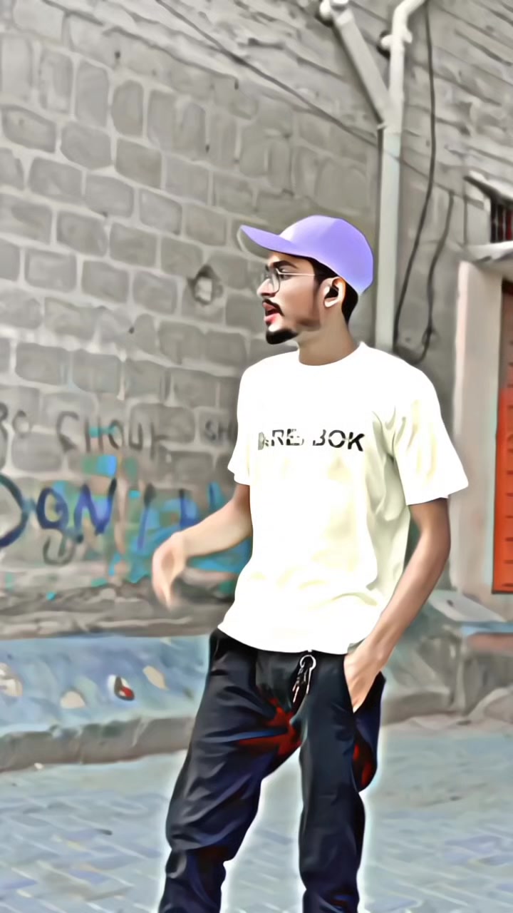@😊𝗕𝗿𝗢𝘄𝗻 𝗕𝗼𝗬😊