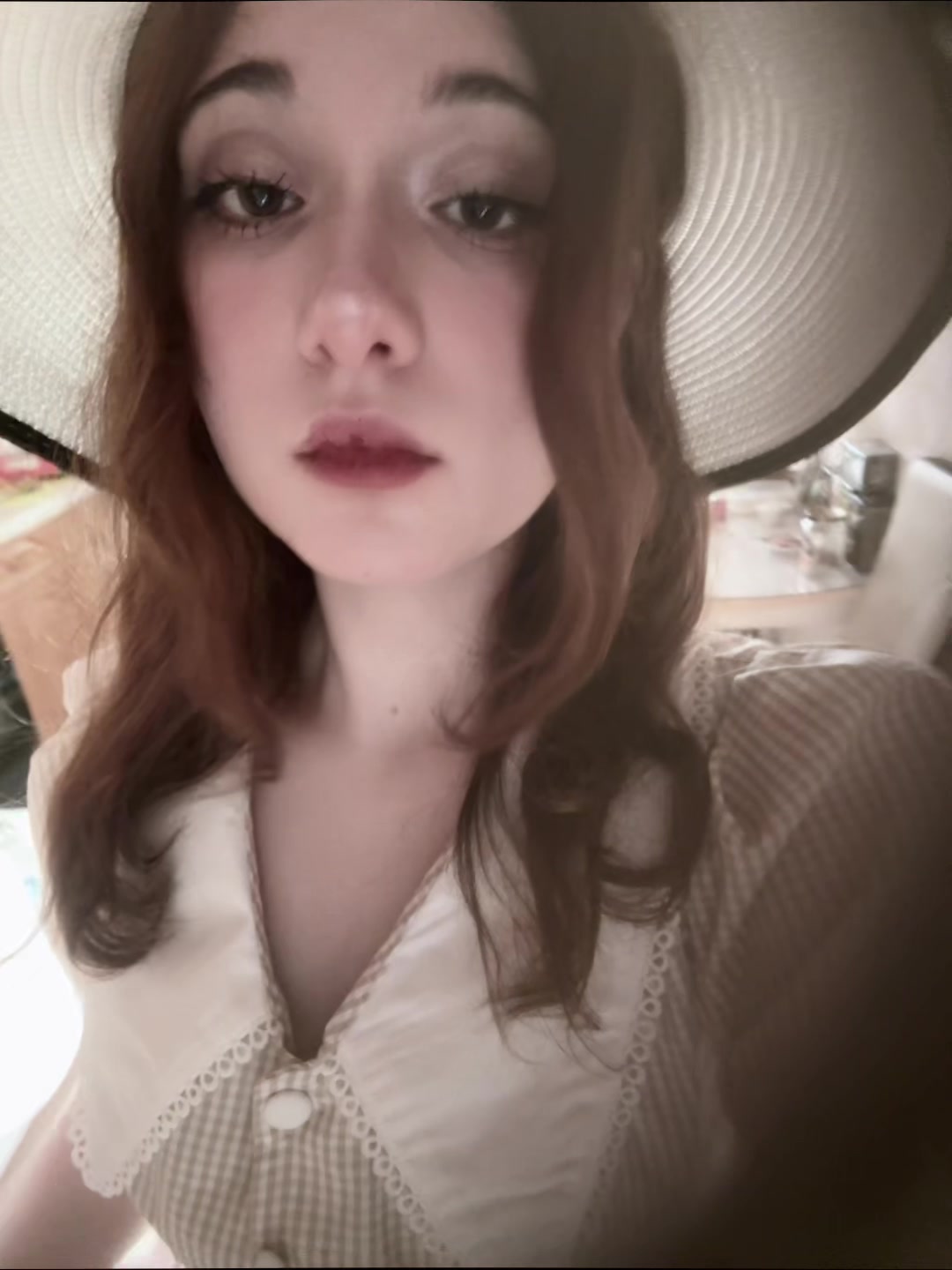 @𝖾𝗅𝗂.