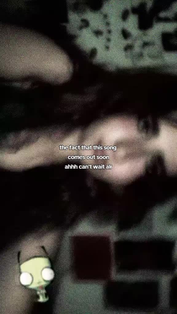 @larissa