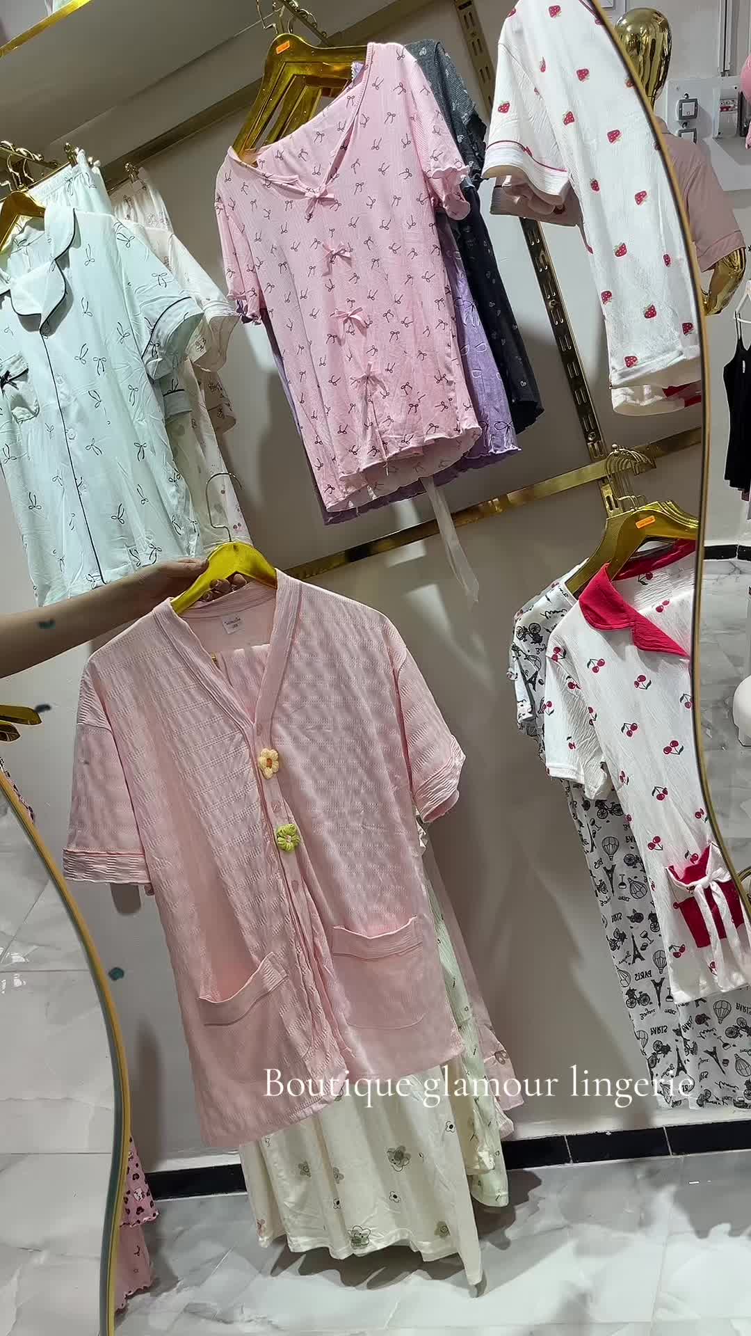@𝑮𝒍𝒂𝒎𝒐𝒖𝒓𝑳𝒊𝒏𝒈𝒆𝒓𝒊𝒆