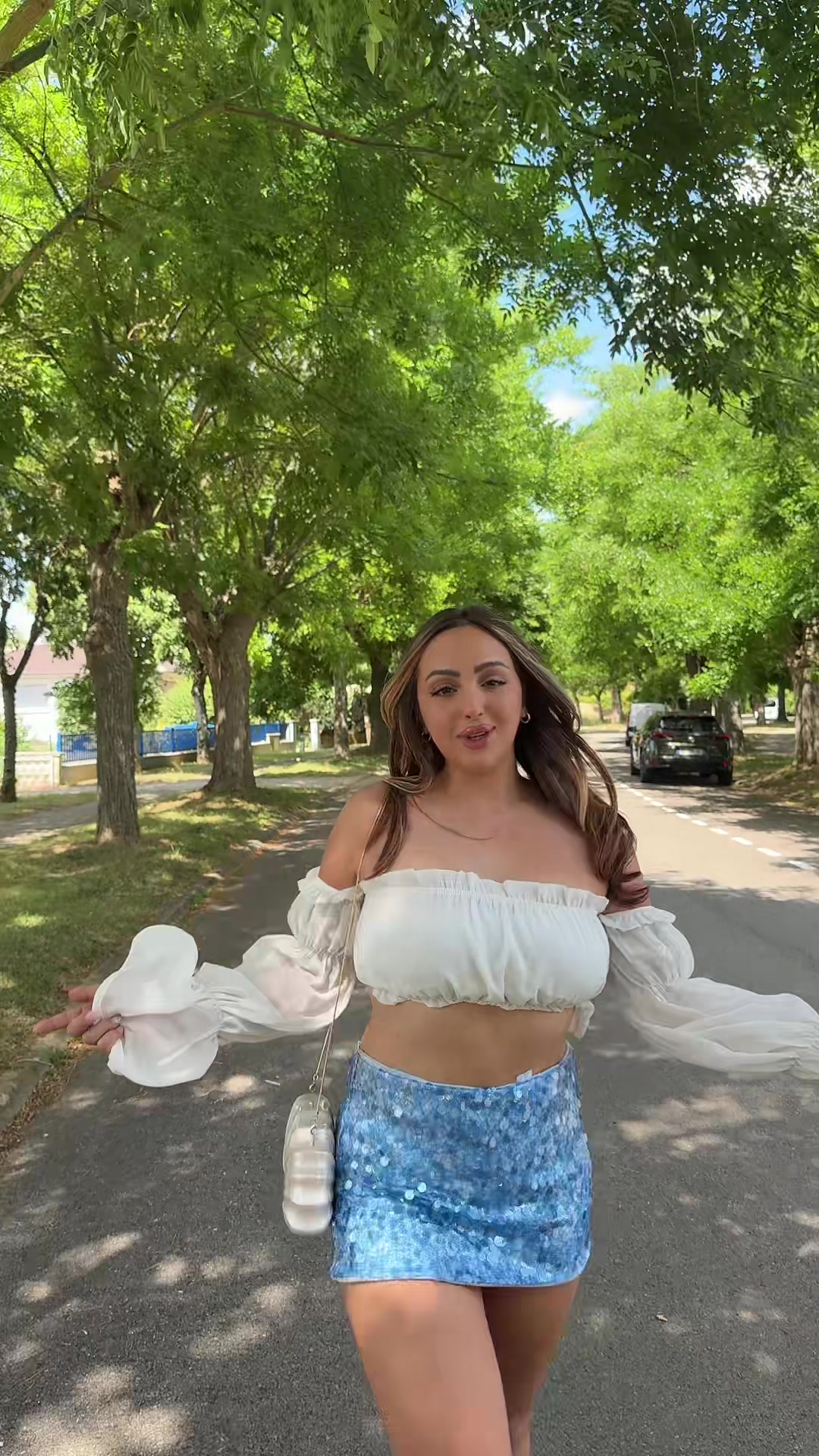 @naelleostra