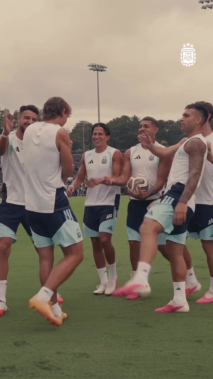 @Selecci&oacute;n Argentina in English