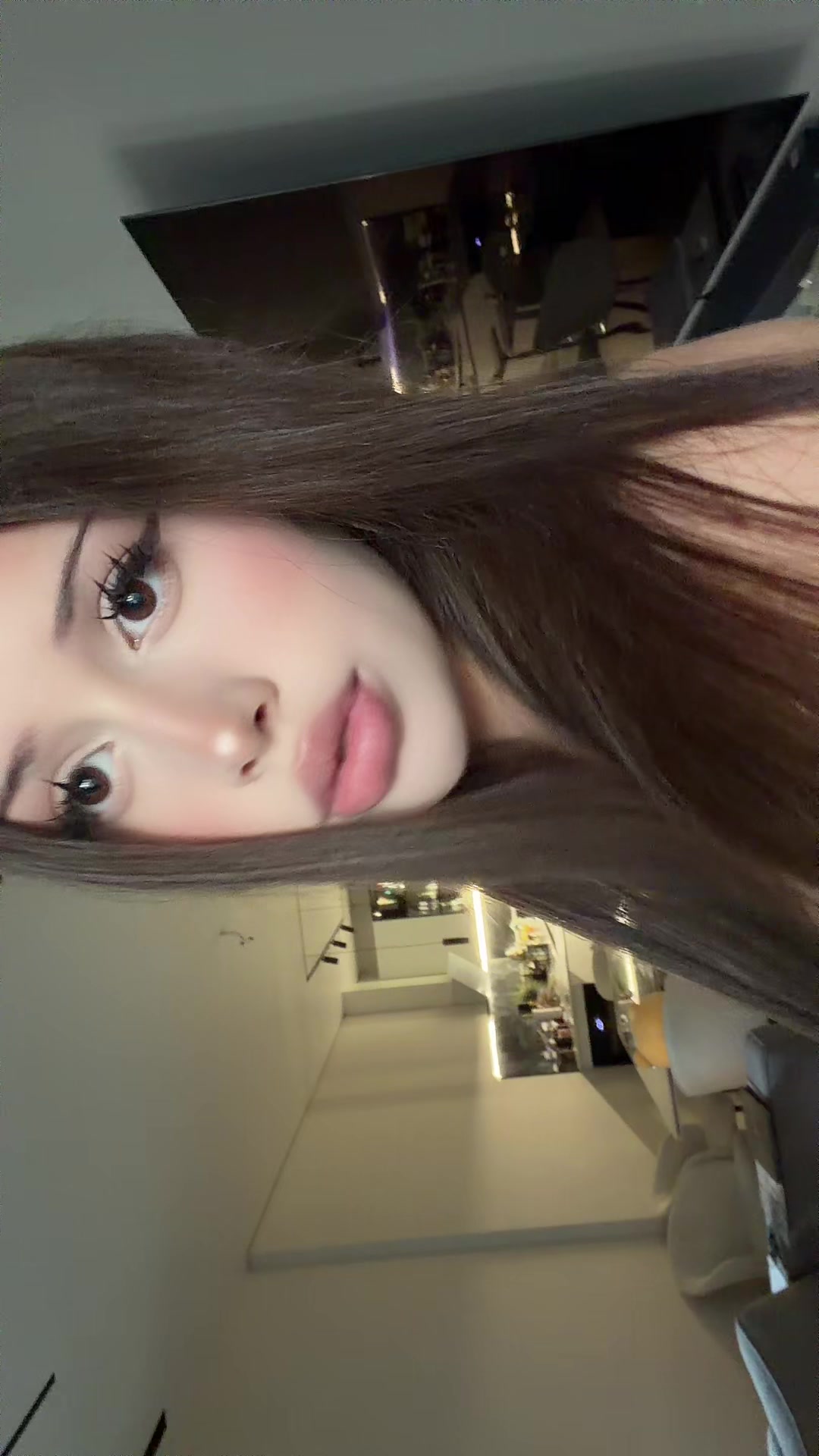 @elizaveta_ferrari