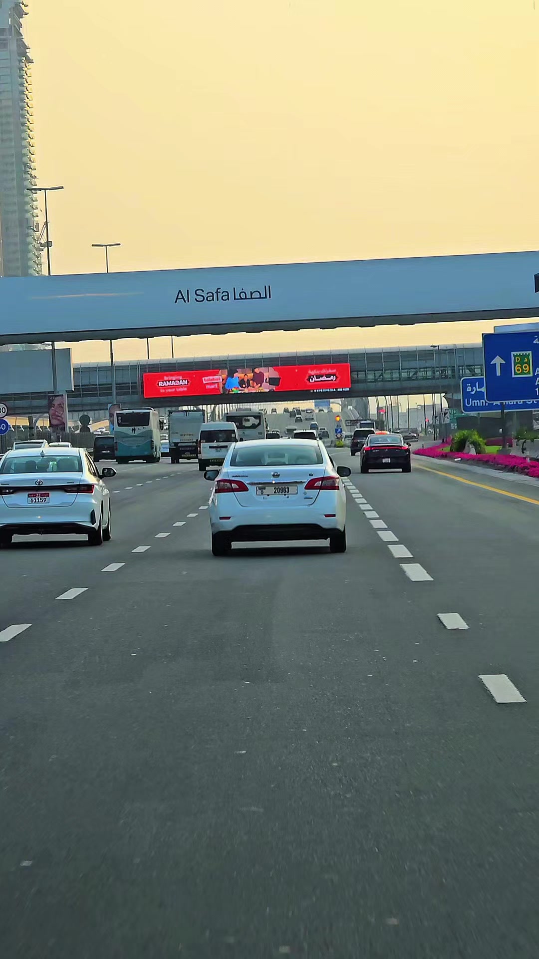 @dubai
