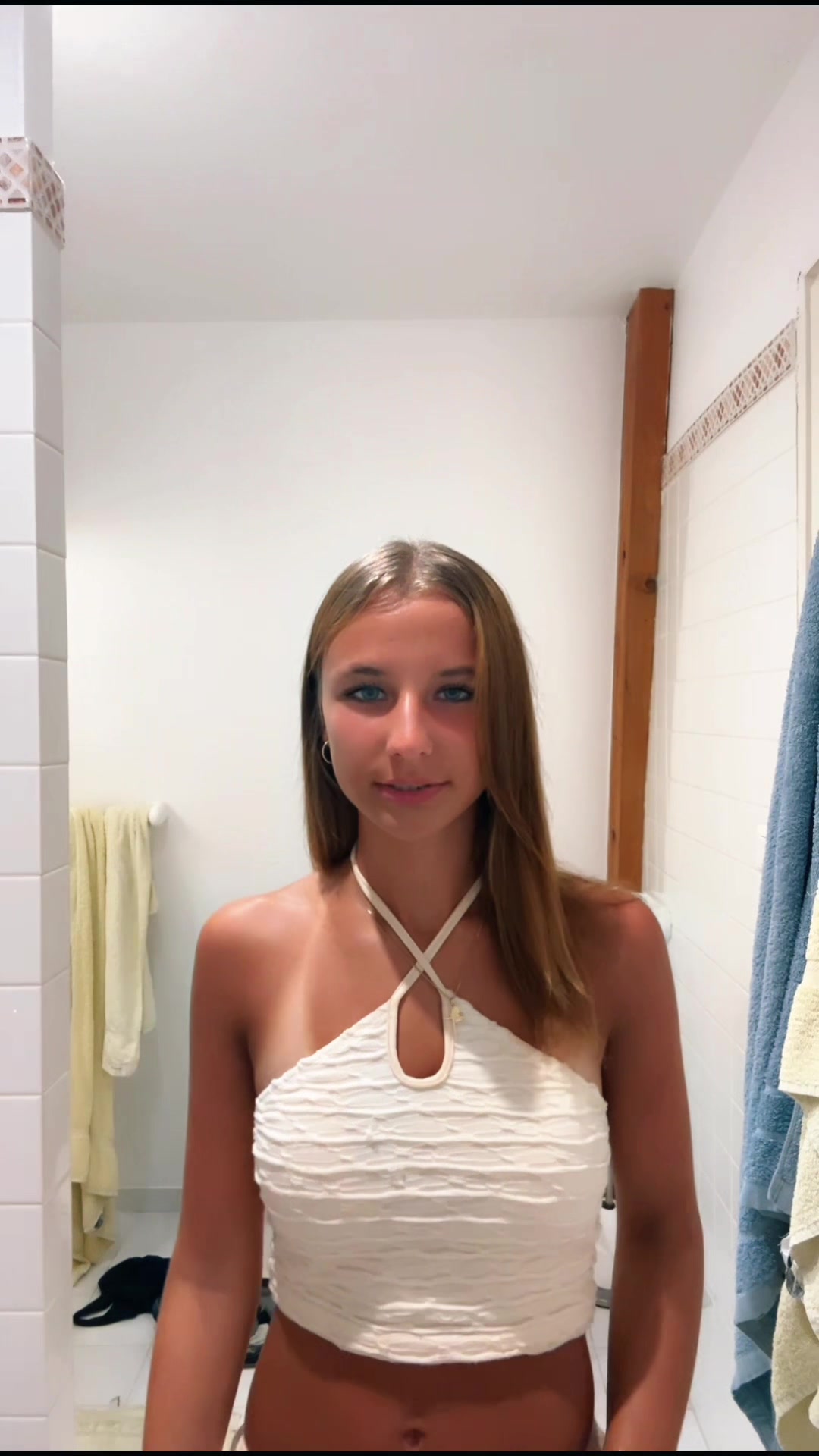 @𝐡𝐞𝐥𝐲𝐧𝐚✞🌺
