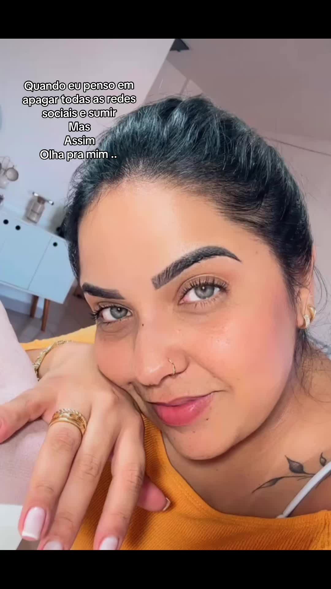 @Fl&aacute;via ♈️