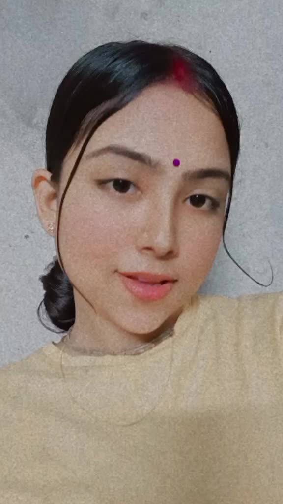 @✨Ratri Roy🌼
