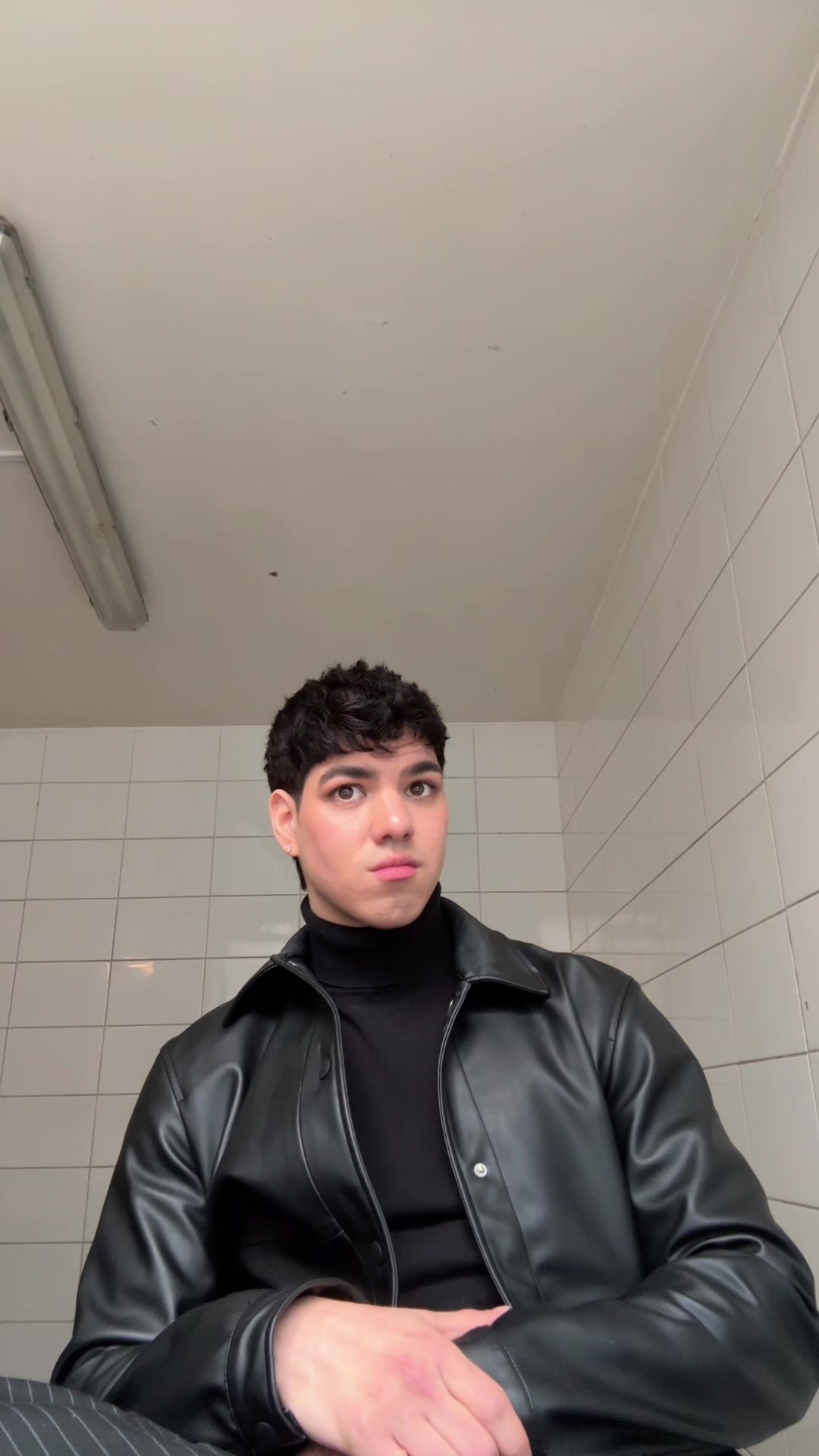 @iamlukeantonio