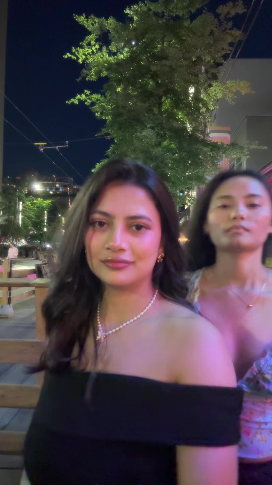 @Bhuku🤑