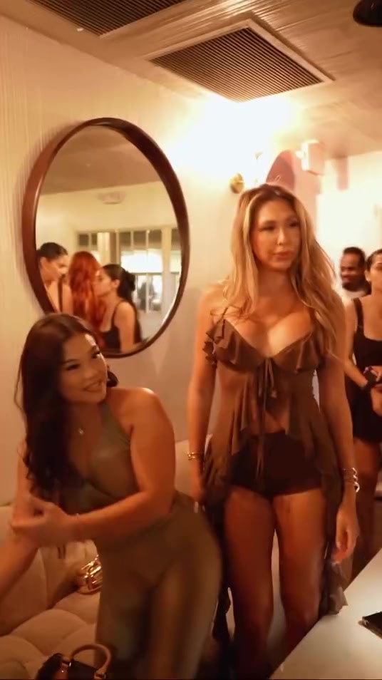 @nataliemofficial