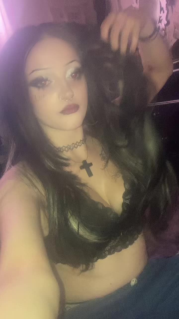 @🕷️