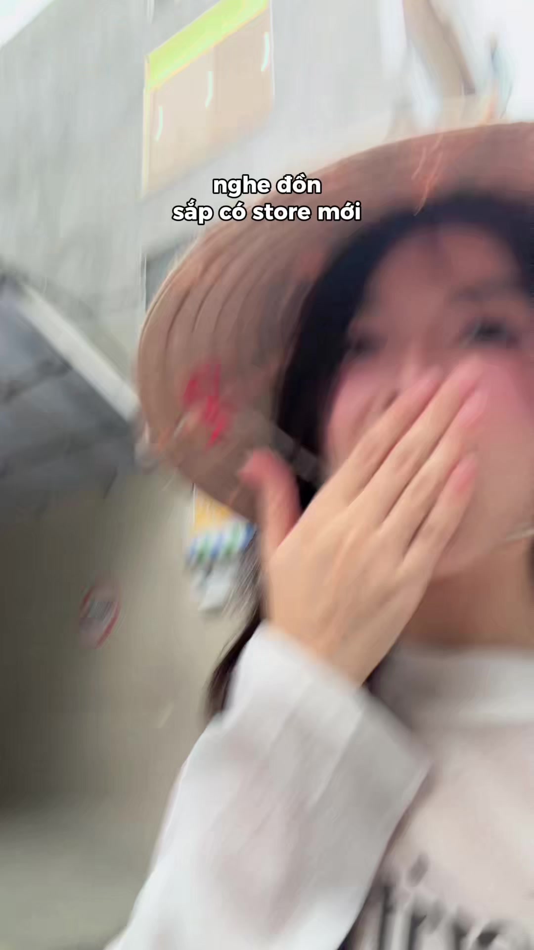 @ăn nằm ở whose