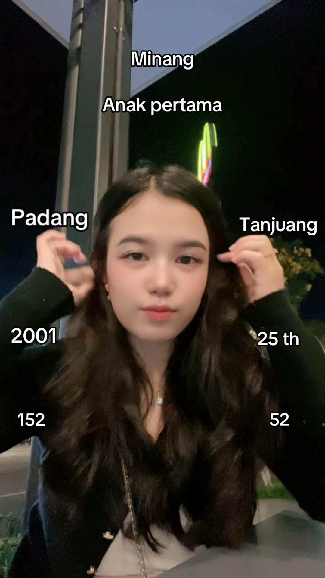 @Jshshjkskks