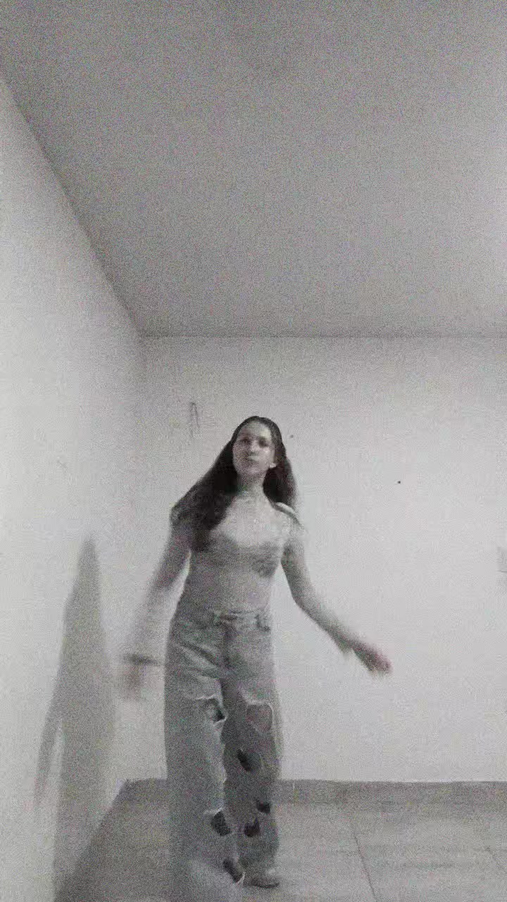 @Jenny Pinz&oacute;n
