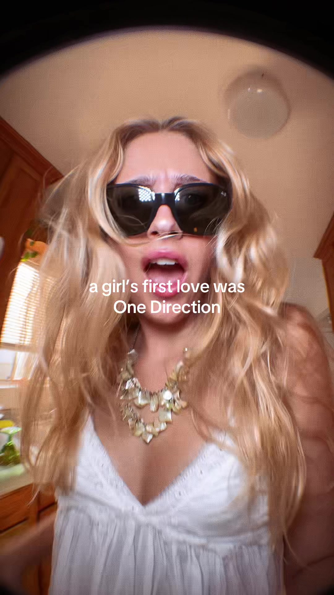 @kelseykinch