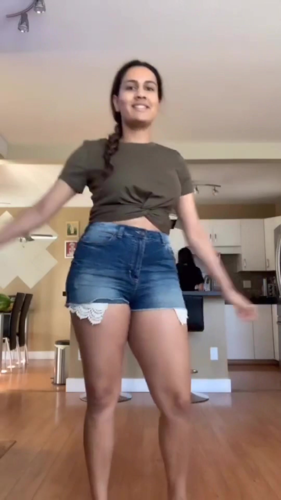@BomBae