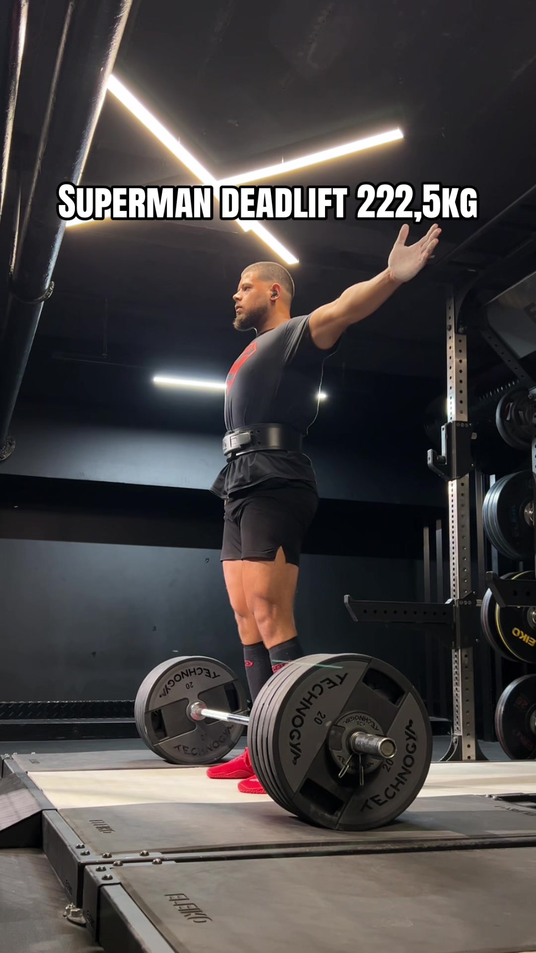 @giantunderthebar