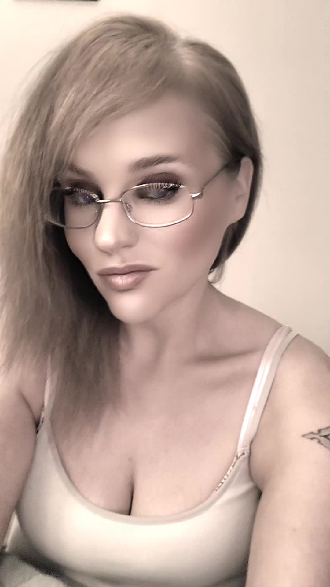 @Fire_Angel