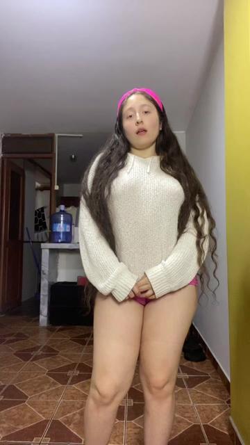 @camilareyeslara