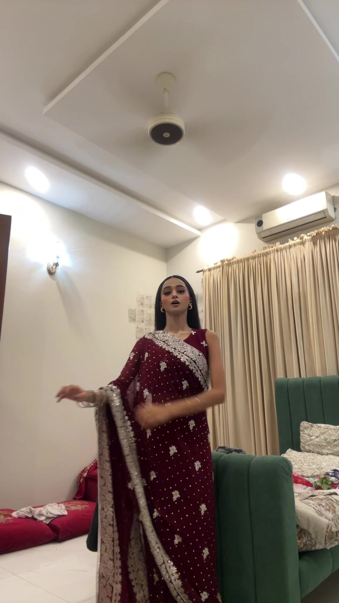 @ayeshaazhar_official