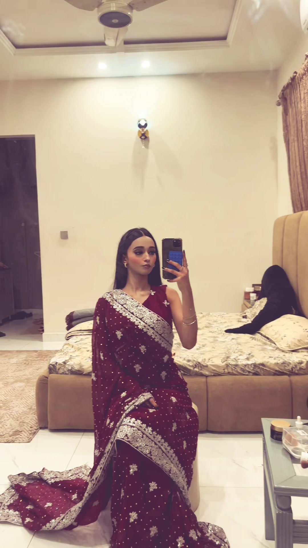 @ayeshaazhar_official