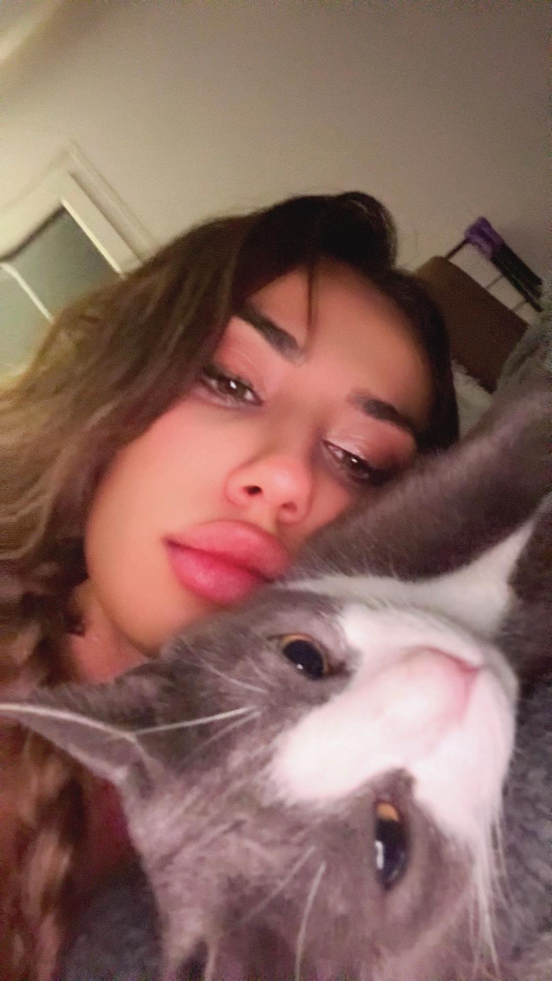 @nur0ztrk1