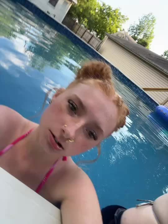 @❄️🐰
