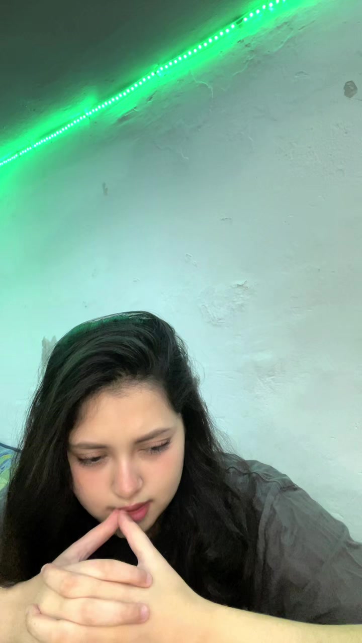 @🌸⃝𝑨𝒔𝒉𝒖๛🍷