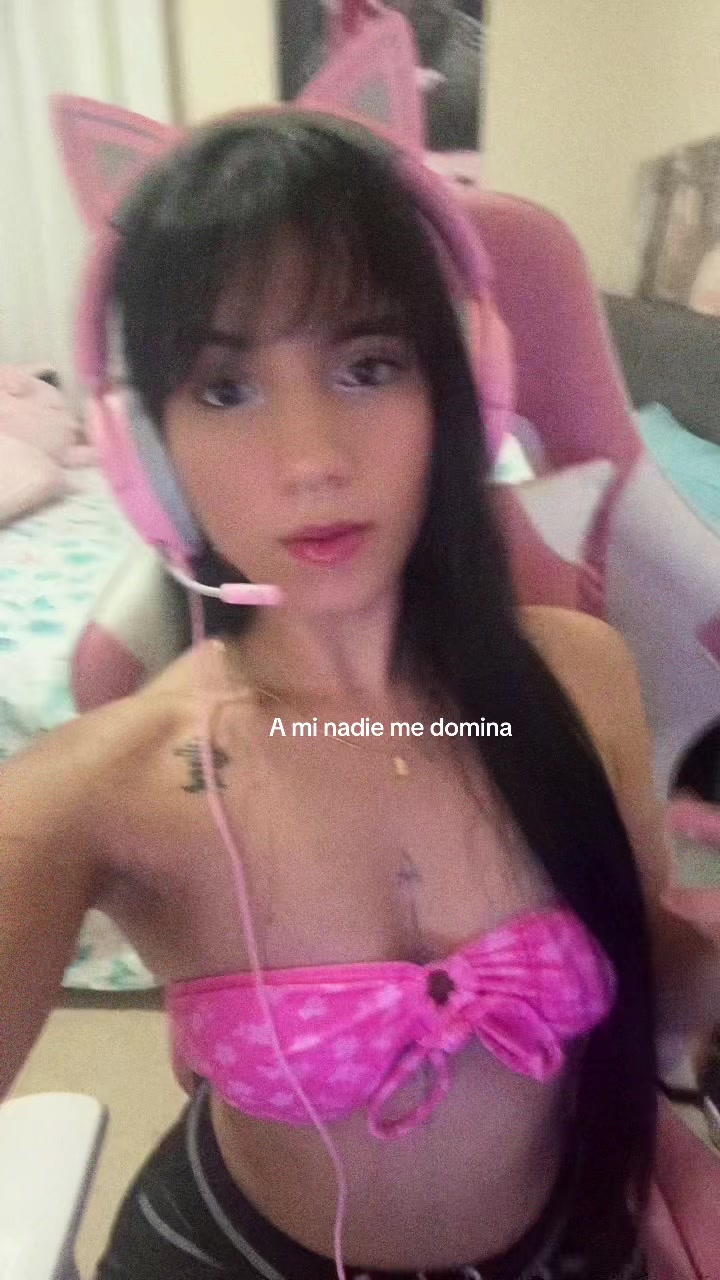 @Karielys