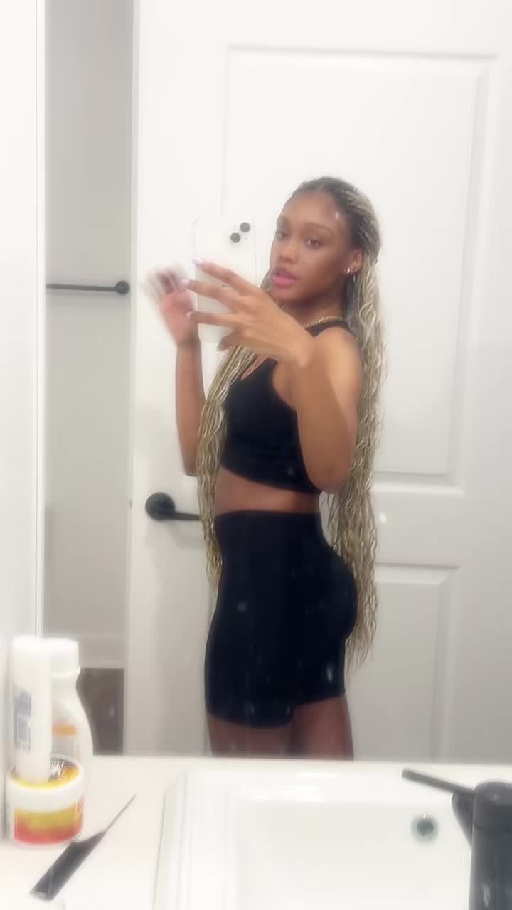 @dabiggest_toots