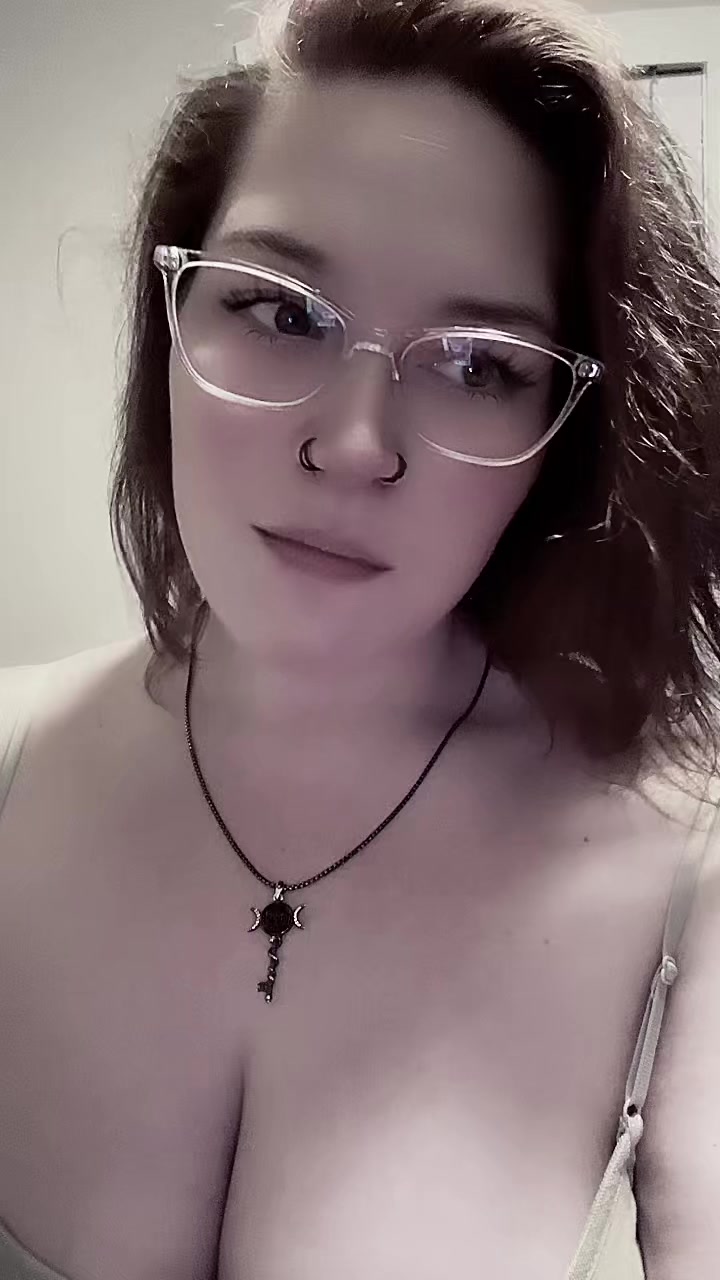 @🍃🖤CannaHanna AuDHD Mom🥀🫧