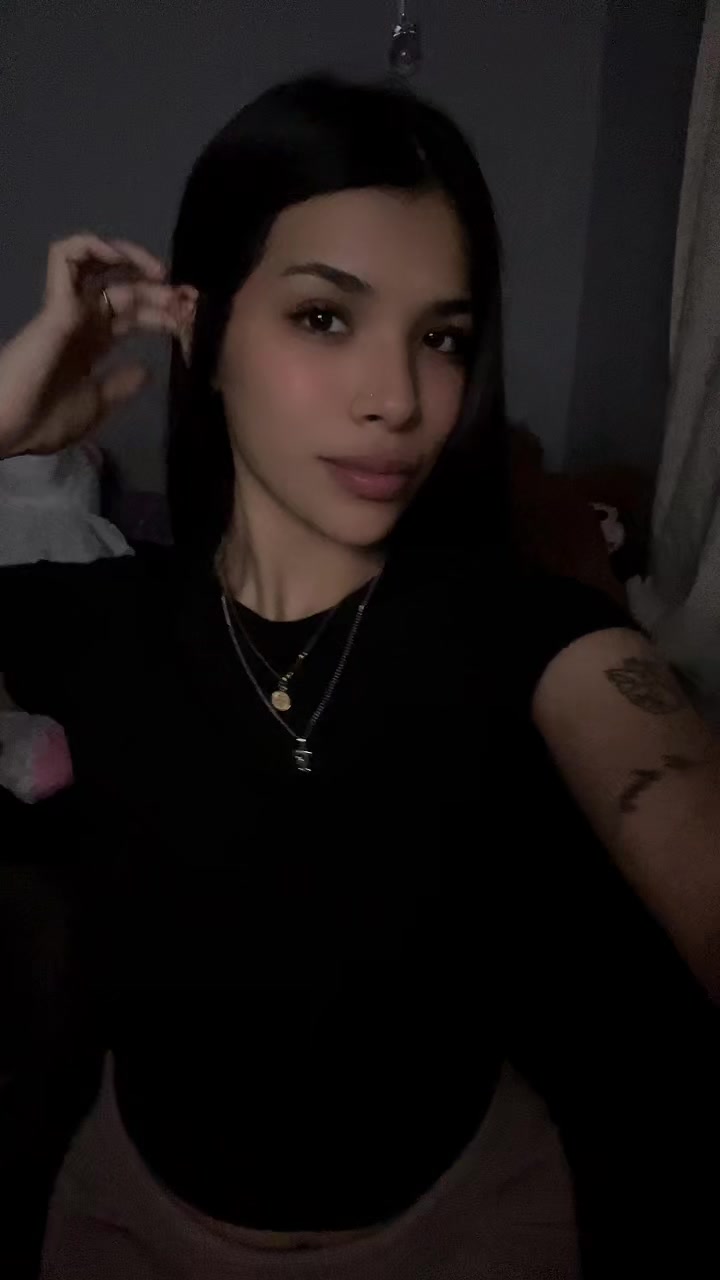 @Candela💜