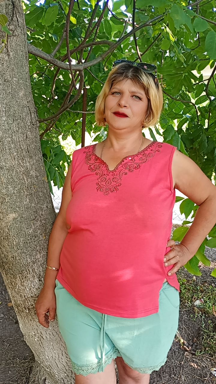 @🥰Veronica 💋 Petrea🥰