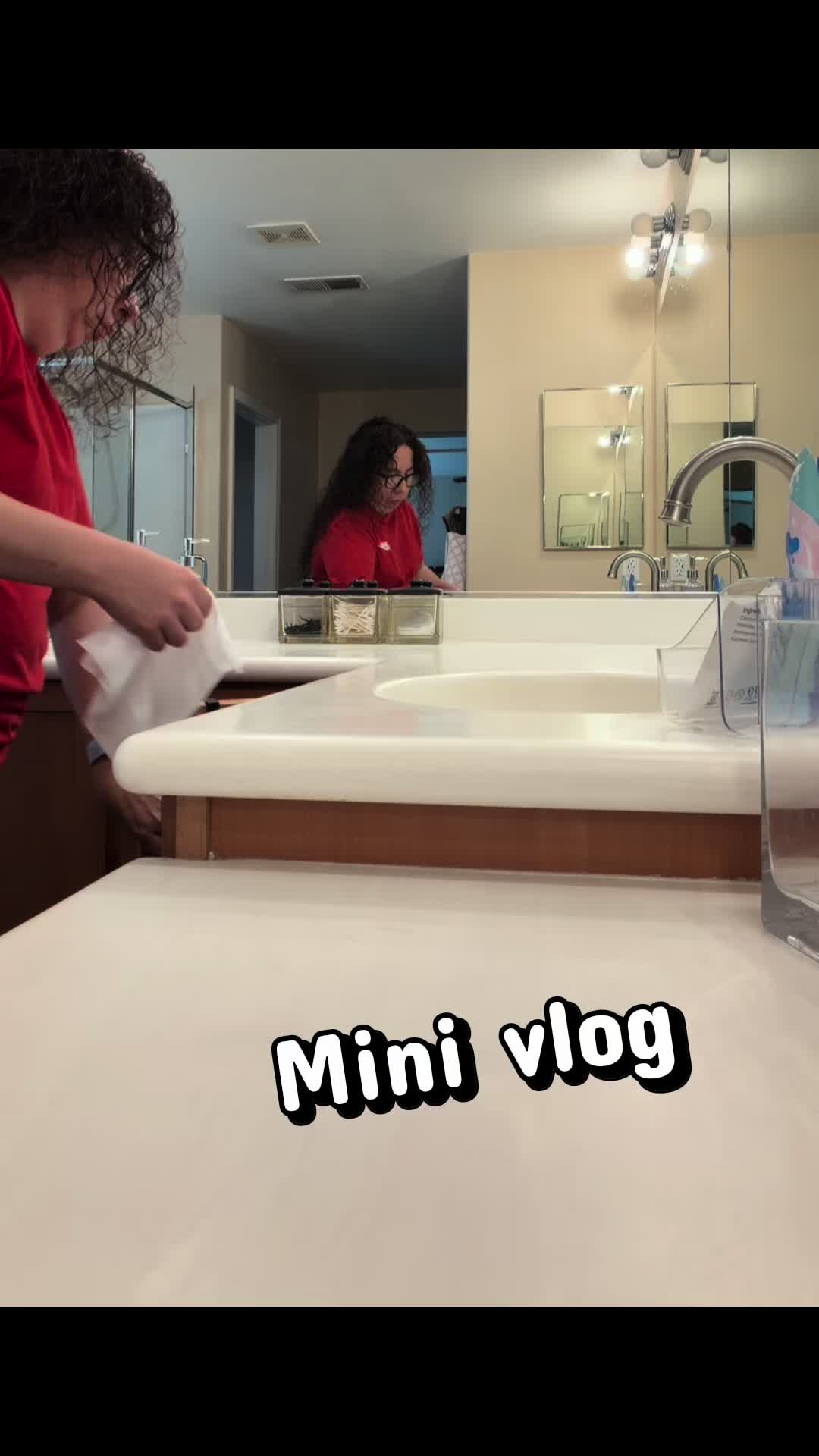 @Evelyn (The Nu&ntilde;ez fam 🧩💪&hearts;️)