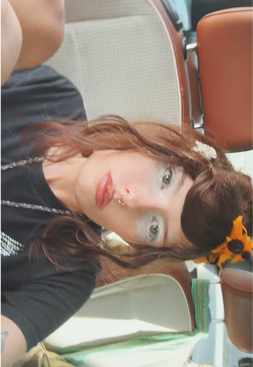 @fluttershysbushhair