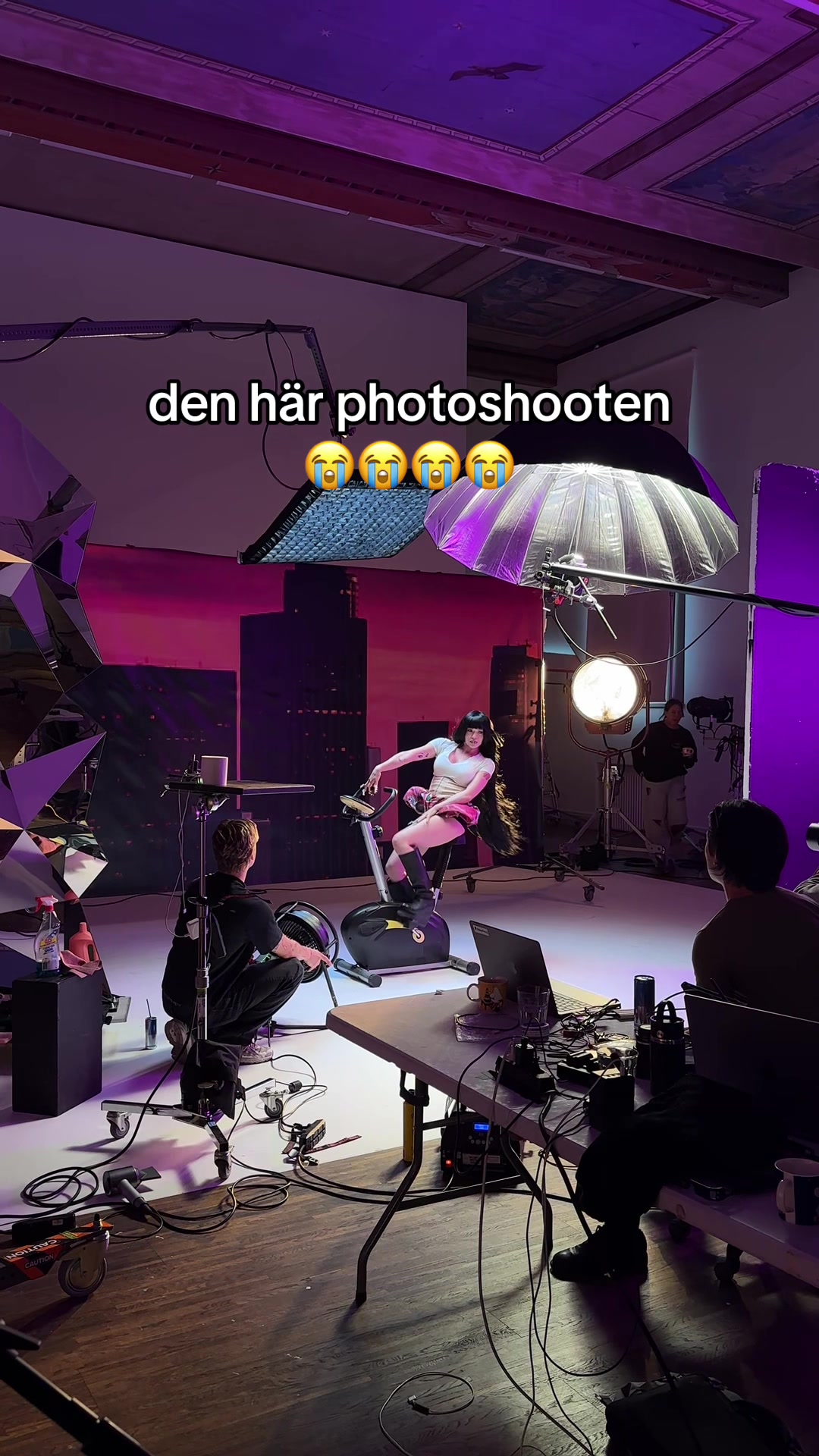 @AleXa HQ