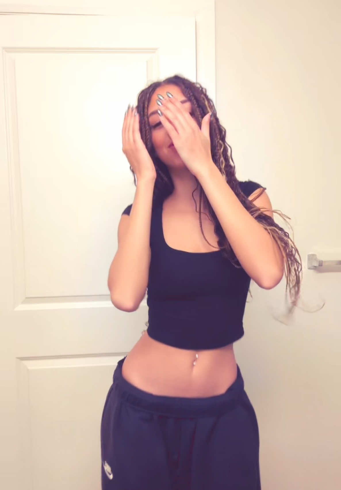 @<3